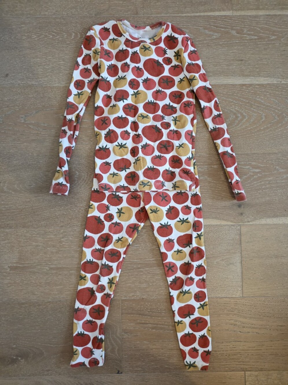 Tomato Print Pajama Set Sz 6